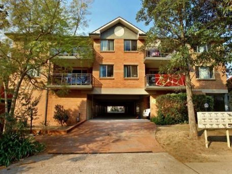 10/23 Third Avenue, Campsie NSW 2194