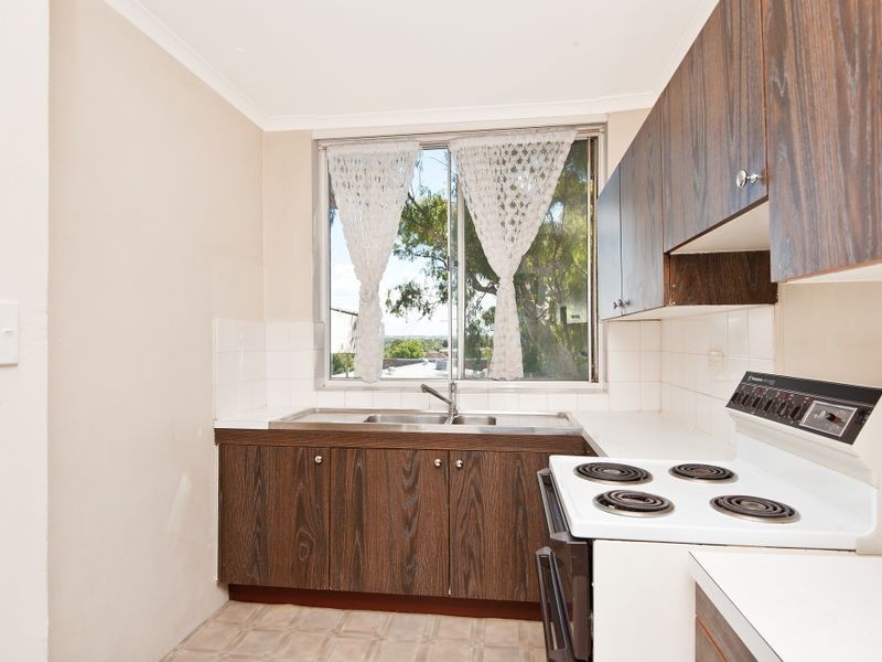 18/13 Brighton Avenue, Croydon Park NSW 2133