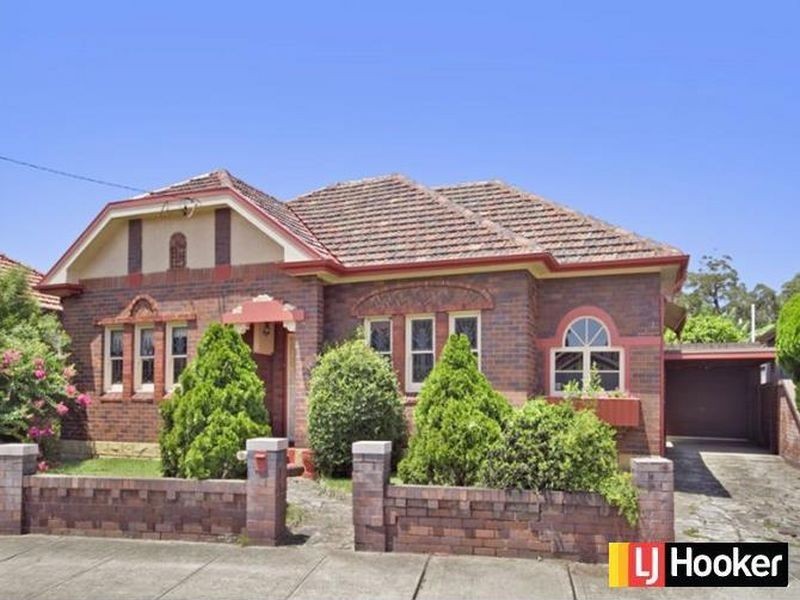 13 Knocklayde Street, Ashfield NSW 2131