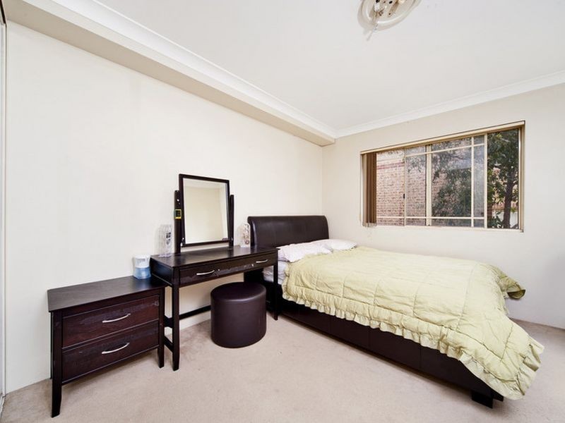 9/6A Grosvenor Street, Croydon NSW 2132