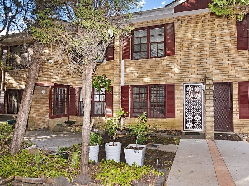 2/47 Alt Street, Ashfield NSW 2131