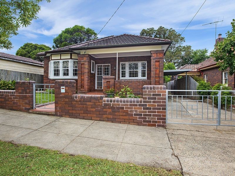 23 Dixson Avenue, Dulwich Hill NSW 2203