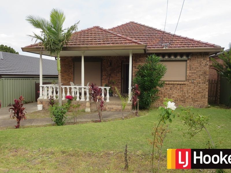 28 Chamberlain Avenue, Caringbah NSW 2229