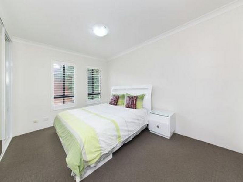 10/14a Orpington Street, Ashfield NSW 2131
