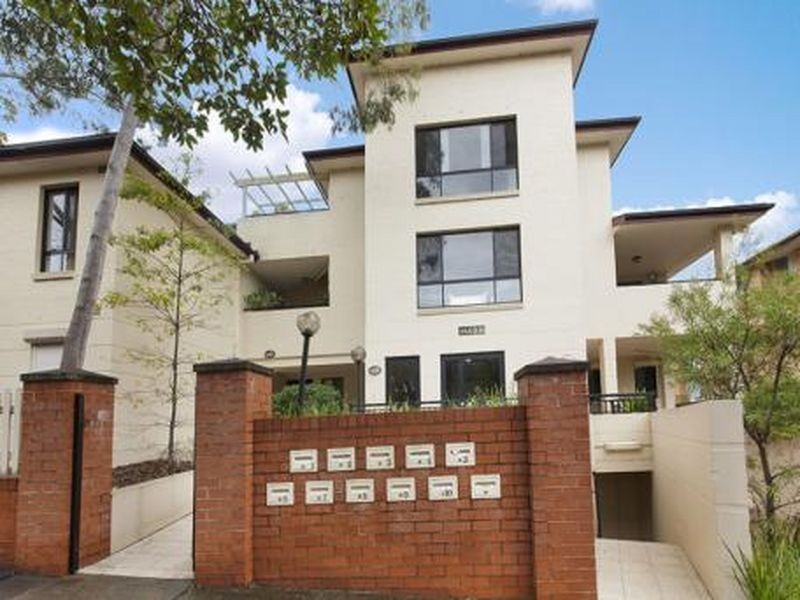 10/14a Orpington Street, Ashfield NSW 2131