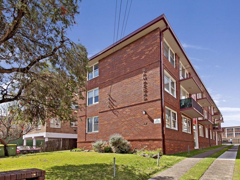 2/31 Alt Street, Ashfield NSW 2131
