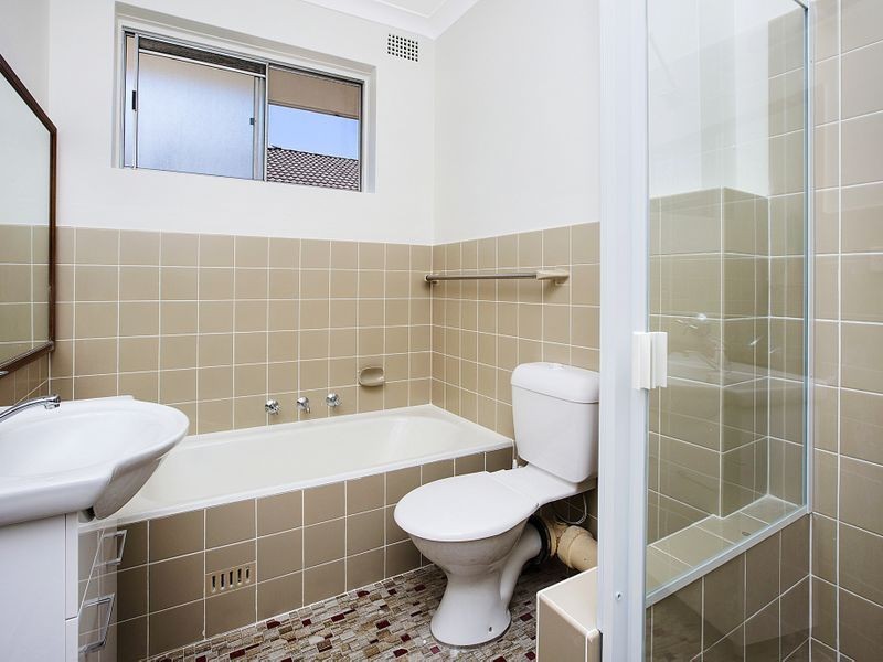 16/8-12 Minter Street, Canterbury NSW 2193