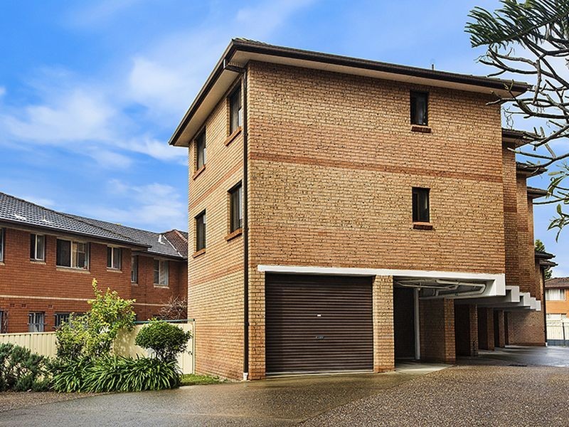 1/16 Hill Street, Campsie NSW 2194