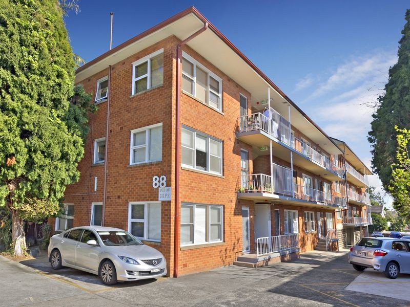 2/88 Alt Street, Ashfield NSW 2131