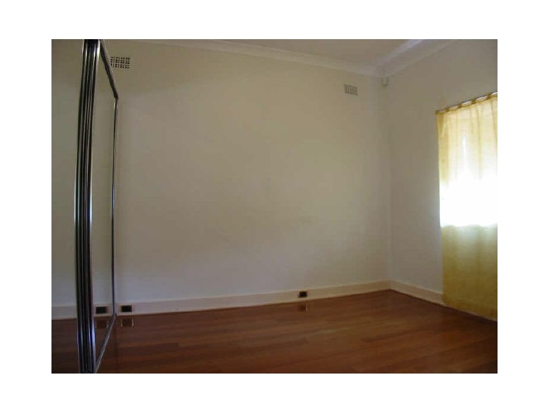 18 Lasswade Street, Ashbury NSW 2193