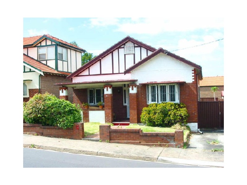 28 Clissold Street, Ashfield NSW 2131