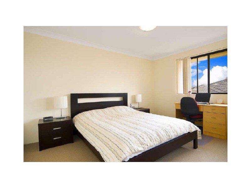 3/5-11 Harcourt Ave, Campsie NSW 2194