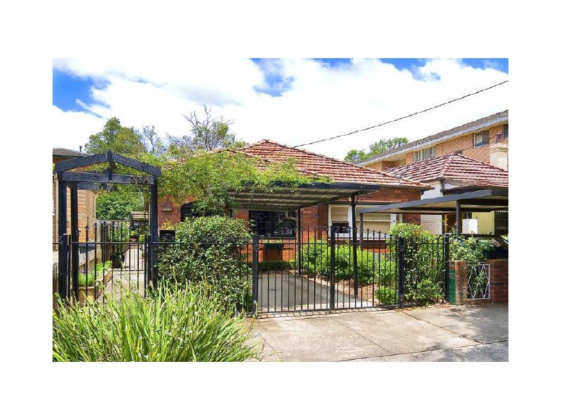 33a Cecil Street, Ashfield NSW 2131