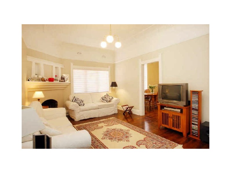 16 Brighton Ave, Croydon Park NSW 2133