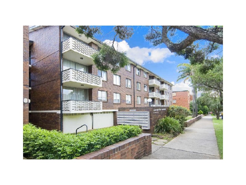 18/76 Orpington Street, Ashfield NSW 2131