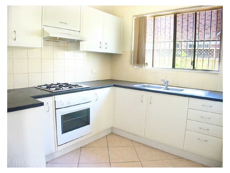 2/51 Gould Street, Campsie NSW 2194