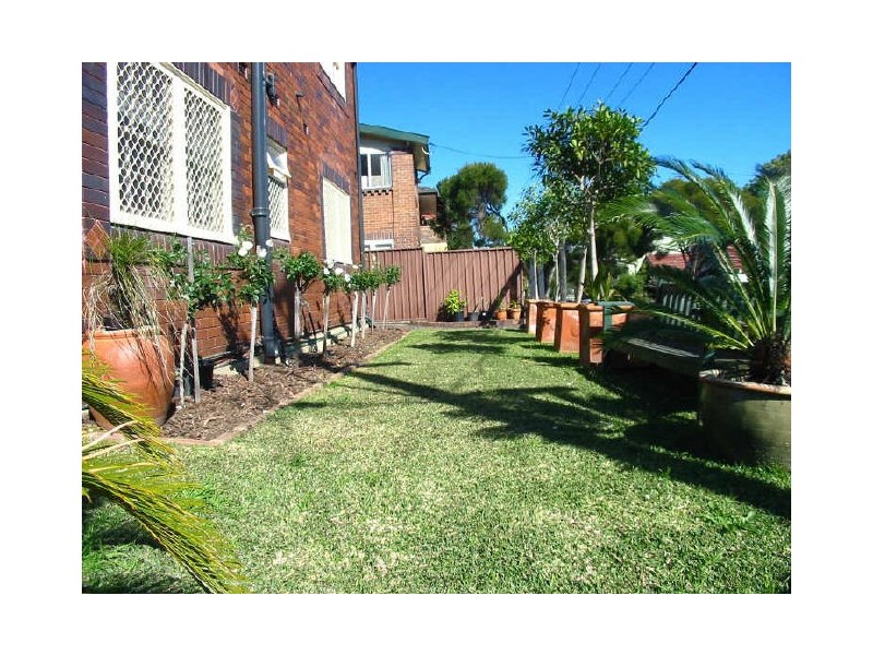 2/2 Rose Street, Ashfield NSW 2131