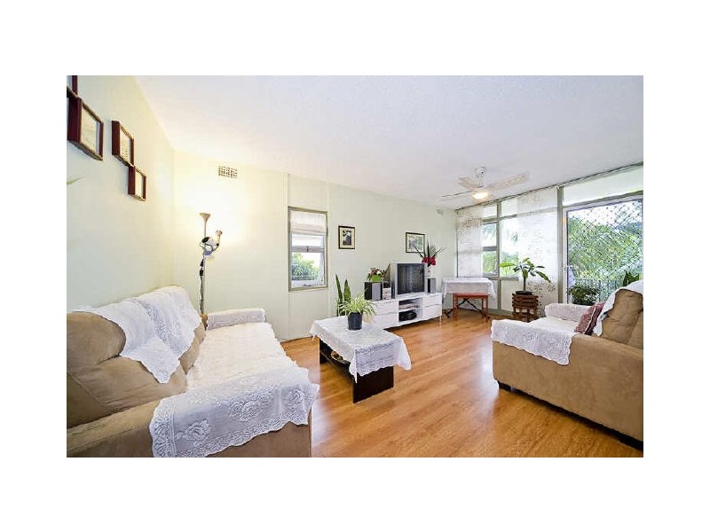 4/8 Brunswick Parade, Ashfield NSW 2131