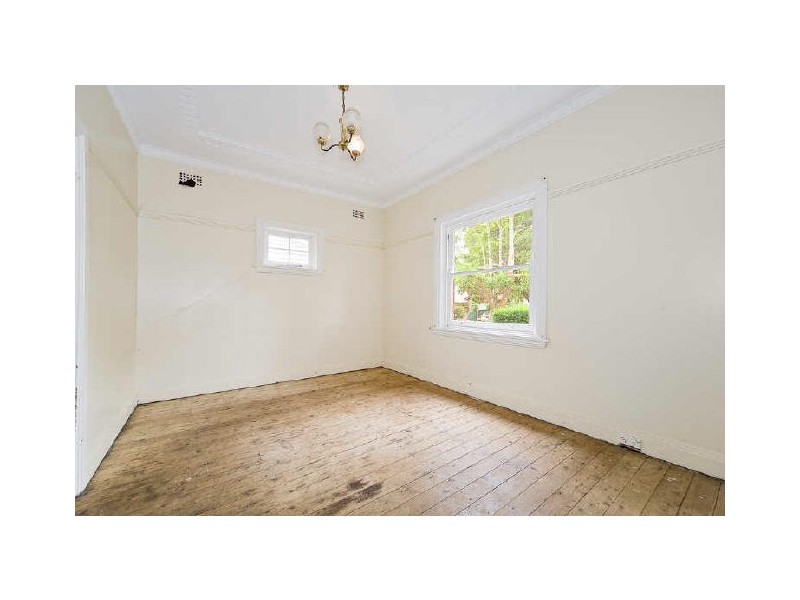 13 Federal Ave, Ashfield NSW 2131