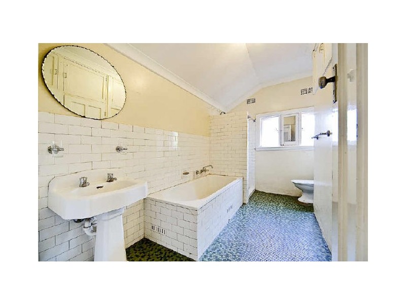 13 Federal Ave, Ashfield NSW 2131