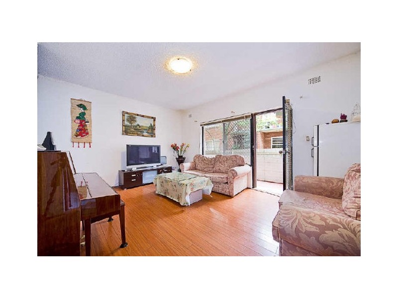 2/73 Milton Street, Ashfield NSW 2131
