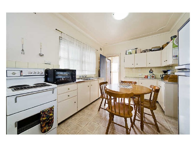 17 Walker Street, Canada Bay NSW 2046