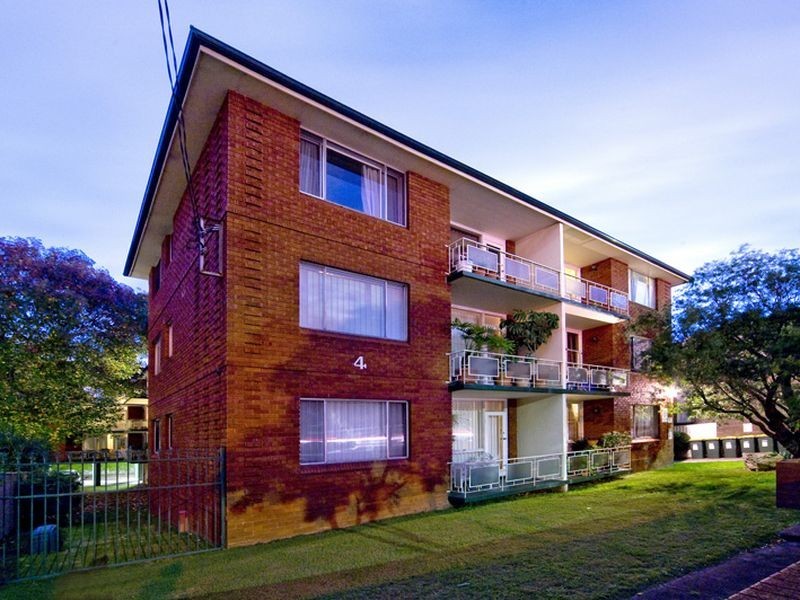 18/4 Hunter Street, Lewisham NSW 2049