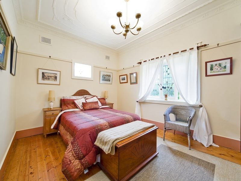 15 Knocklayde Street, Ashfield NSW 2131