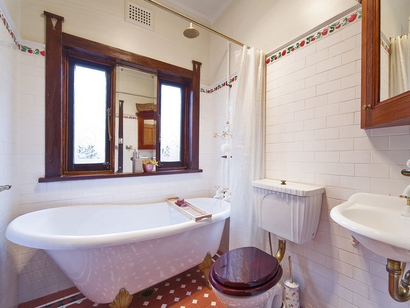 15 Knocklayde Street, Ashfield NSW 2131