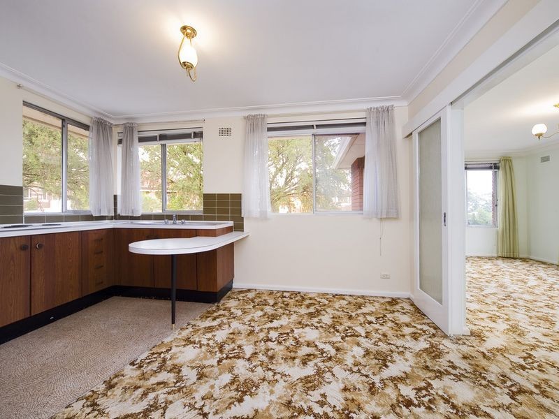 18 Hillcrest Avenue, Ashfield NSW 2131