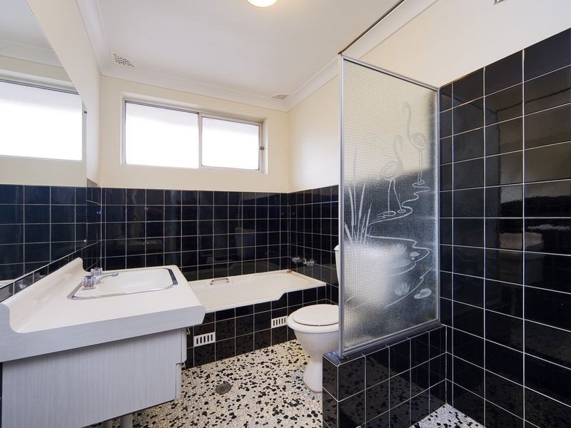 18 Hillcrest Avenue, Ashfield NSW 2131