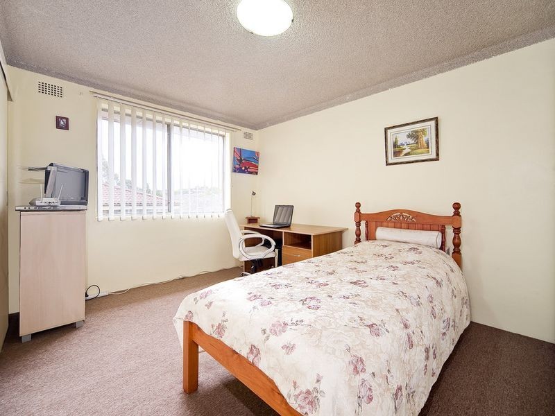 15/23 The Crescent, Berala NSW 2141