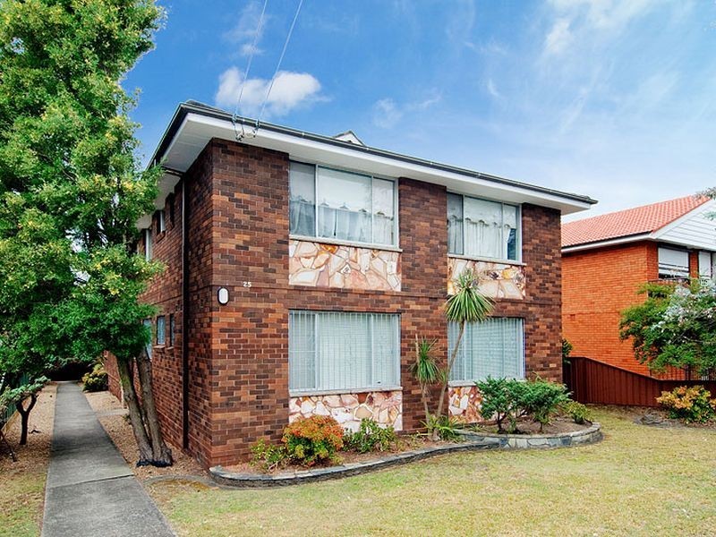 2/25 Palace Street, Ashfield NSW 2131