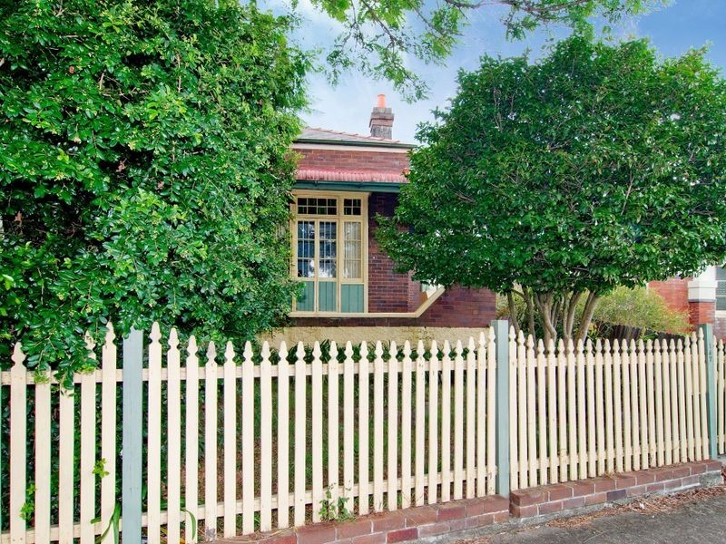 147 Queen Street, Ashfield NSW 2131