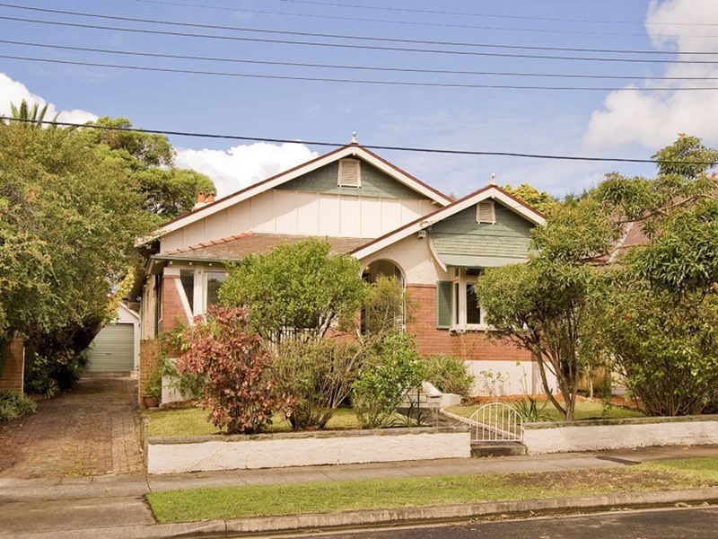 4 Chelmsford Avenue, Croydon NSW 2132