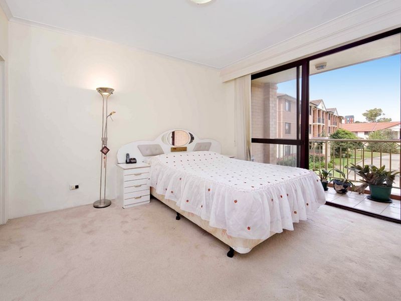 128/18-20 Knocklayde Street, Ashfield NSW 2131