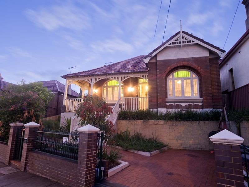 Hurlstone Park NSW 2193