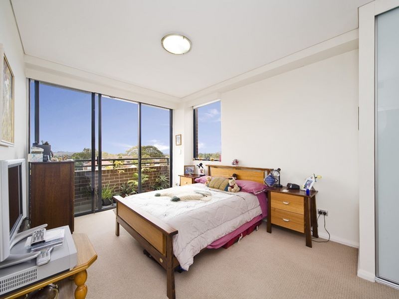 111/1 Brown Street, Ashfield NSW 2131