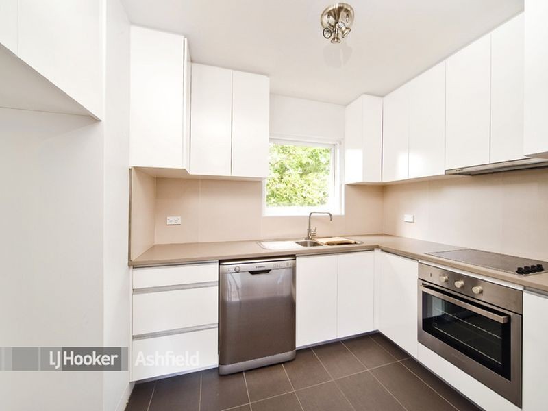 14/8 Brunswick Parade, Ashfield NSW 2131