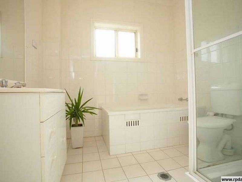 12/3A Queensborough Road, Croydon Park NSW 2133