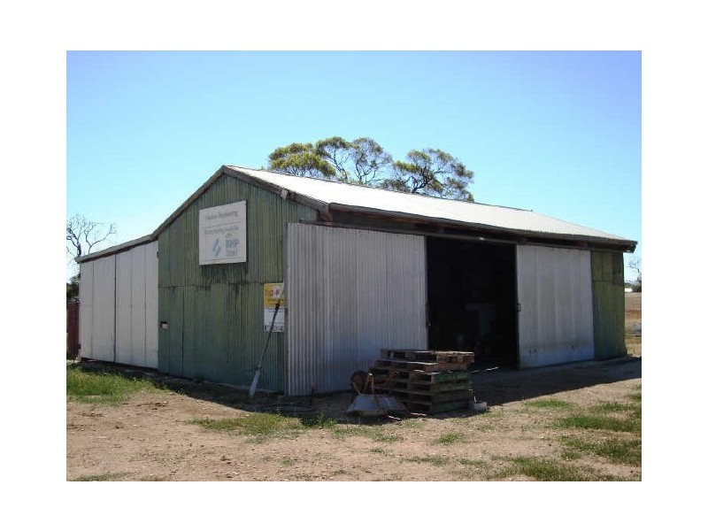 18 Curramulka Road, Minlaton SA 5575