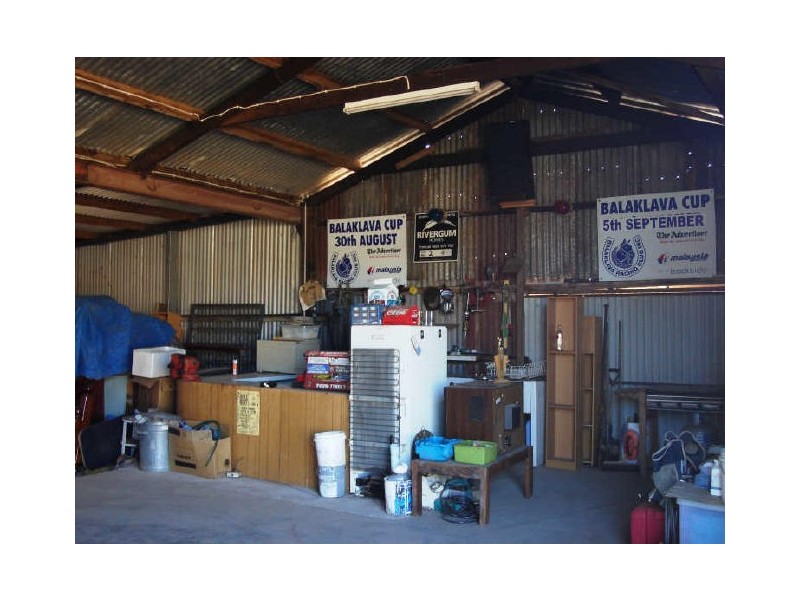18 Curramulka Road, Minlaton SA 5575