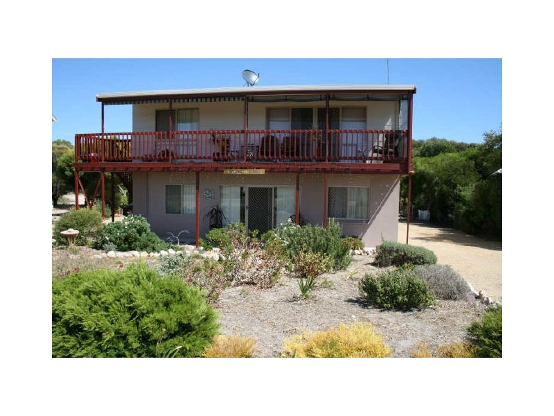 27 Seaview Road, Corny Point SA 5575