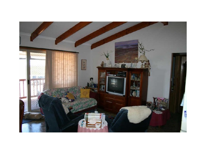 27 Seaview Road, Corny Point SA 5575