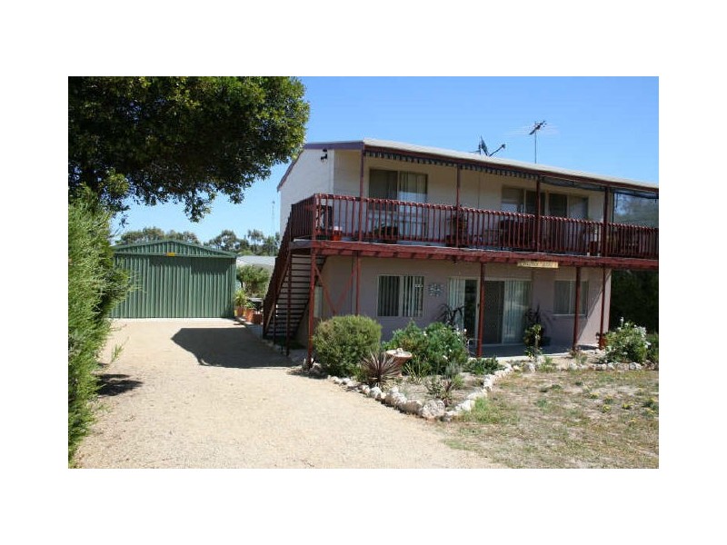 27 Seaview Road, Corny Point SA 5575