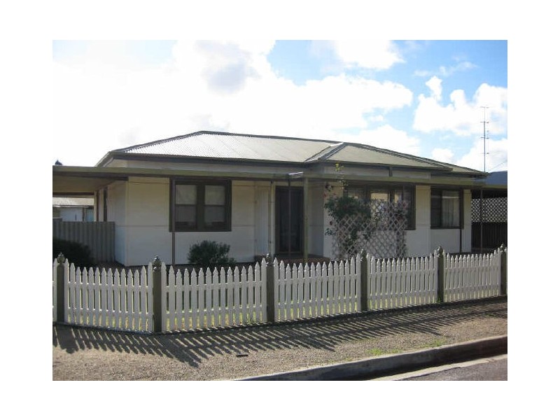 12 Elizabeth Street, Yorketown SA 5576