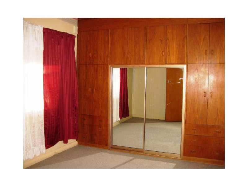 12 Elizabeth Street, Yorketown SA 5576