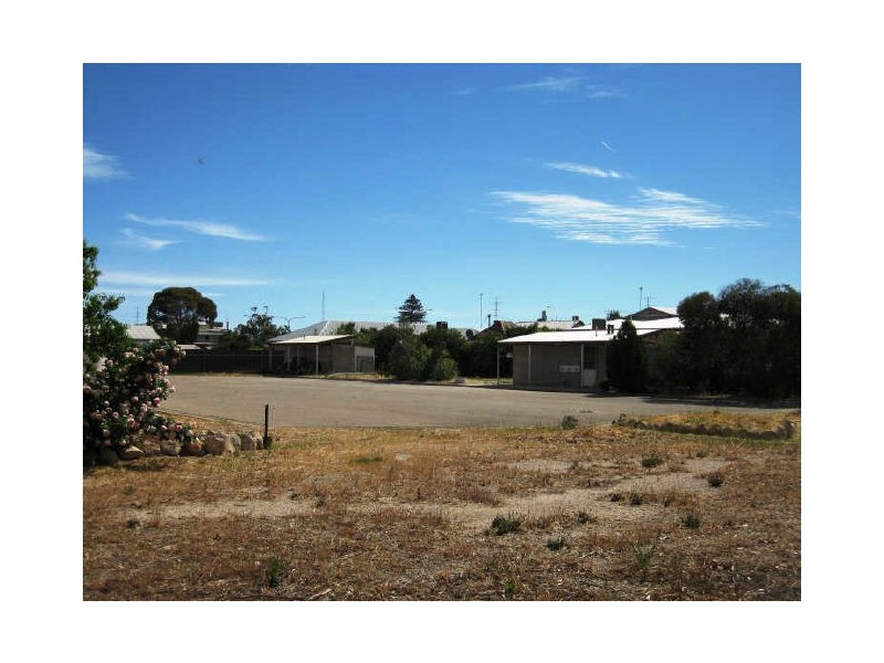 9 – 11 Second Street, Minlaton SA 5575