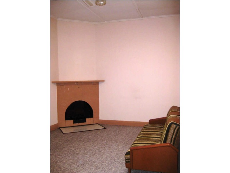 17 Main Street, Curramulka SA 5580