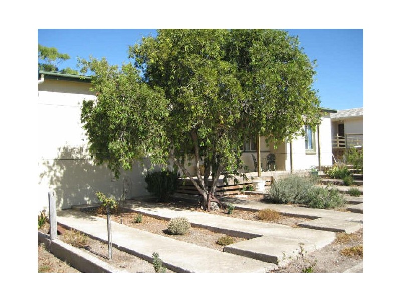 6 First Street, Minlaton SA 5575